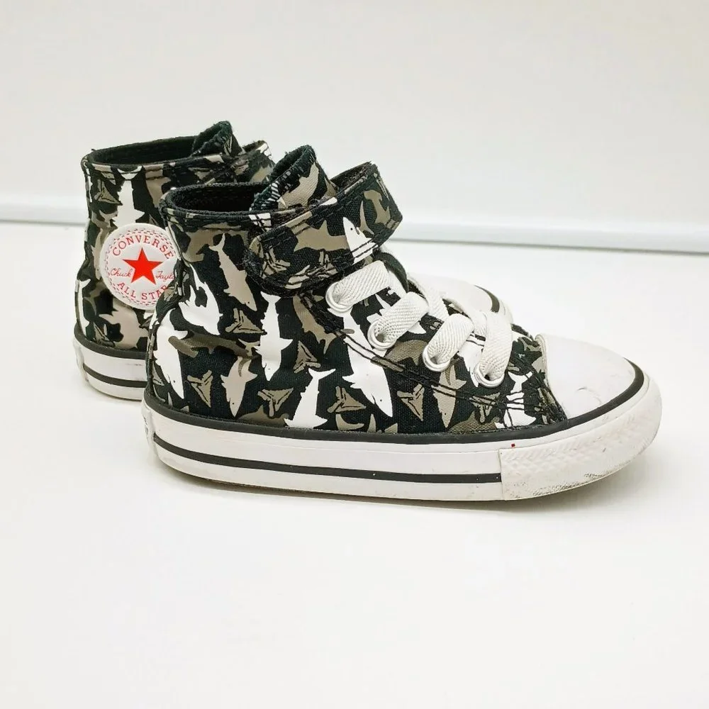 Converse Shark Bite Shoes 6 Chuck Taylor All Star Hi Top Skid Proof Bottom